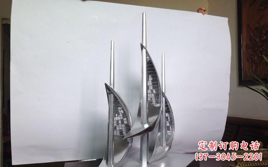 南京不锈钢帆船乘风破浪雕塑