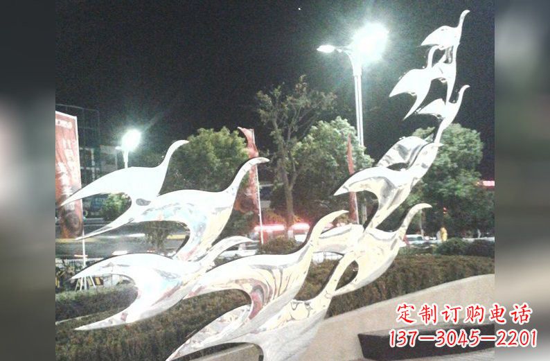南京不锈钢大雁雕塑一种高雅的艺术美学