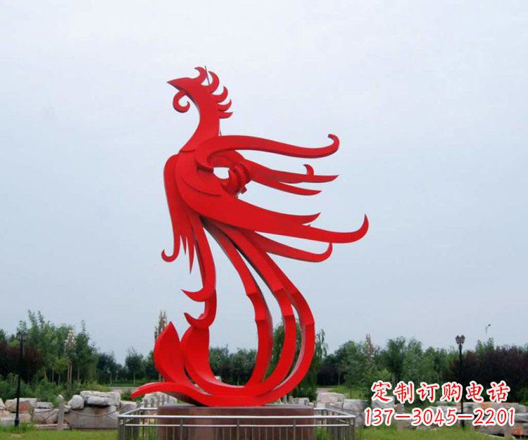 南京精美凤凰雕塑点亮凤凰公园