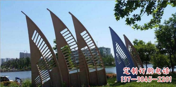 南京不锈钢公园的船帆雕塑