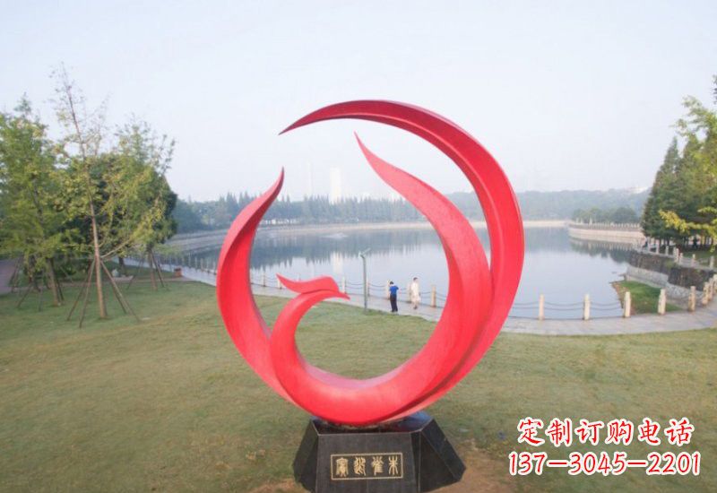 南京凤凰雕塑——点缀不锈钢公园的美丽风景