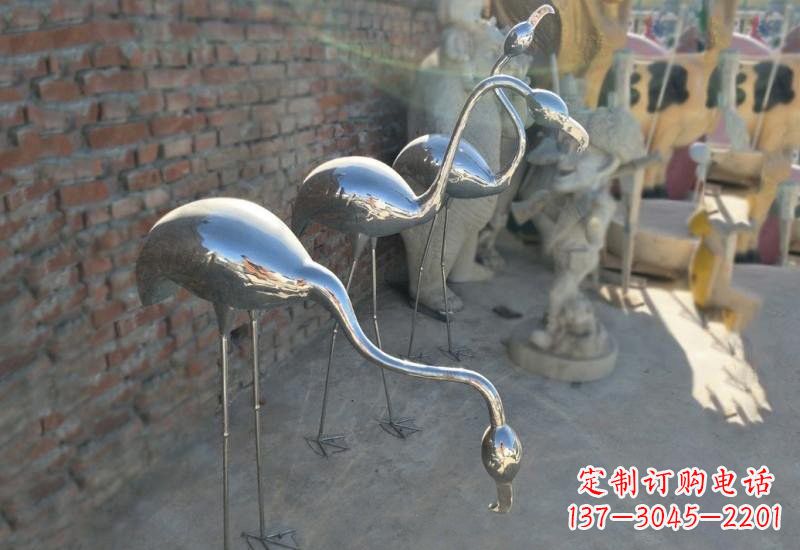 南京不锈钢火烈鸟雕塑灿烂耀眼的艺术之作