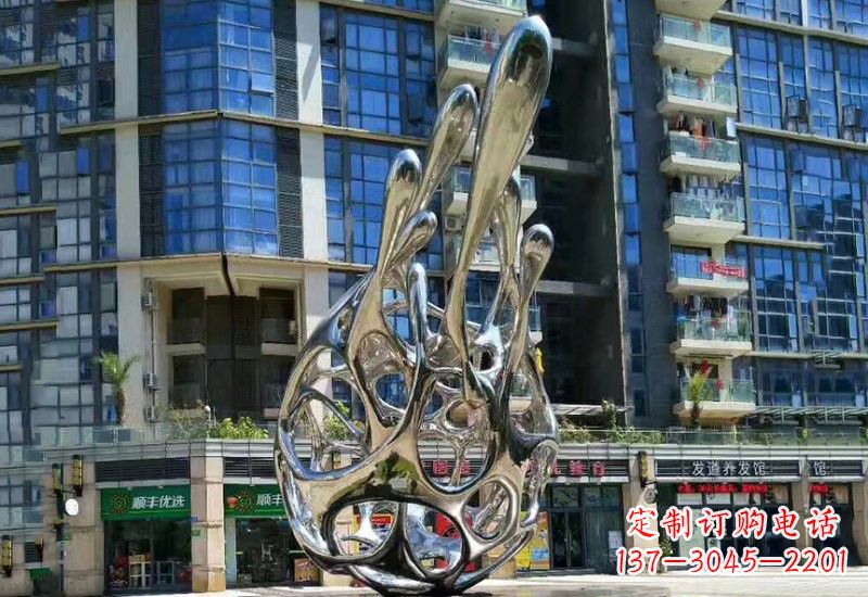 南京不锈钢龙雕塑——象征着力量与灵气