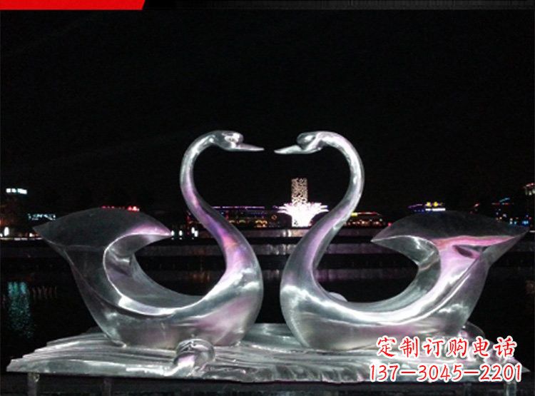 南京不锈钢天鹅雕塑美化公园