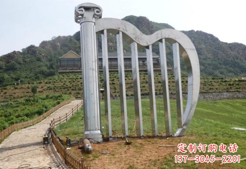 南京不锈钢竖琴雕塑一曲轻柔的旋律