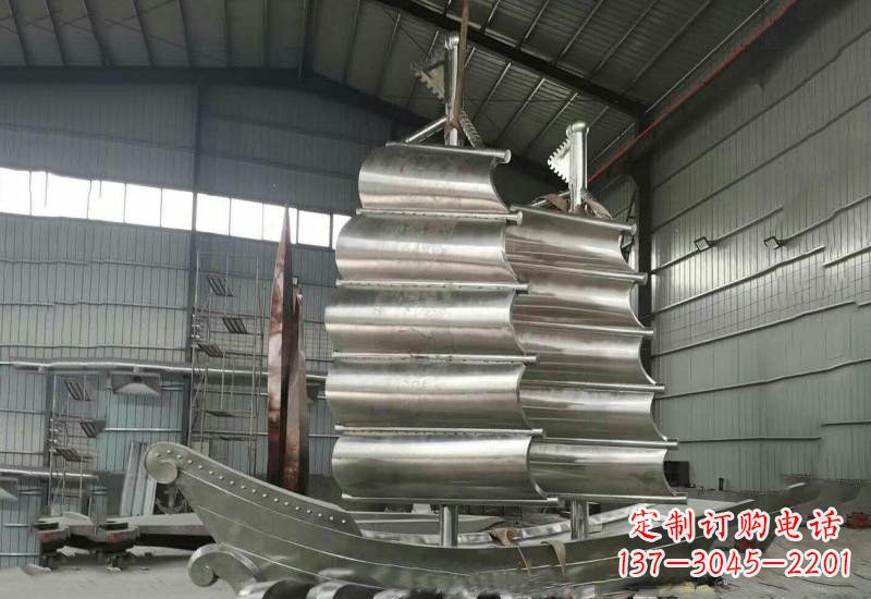 南京不锈钢公园帆船雕塑