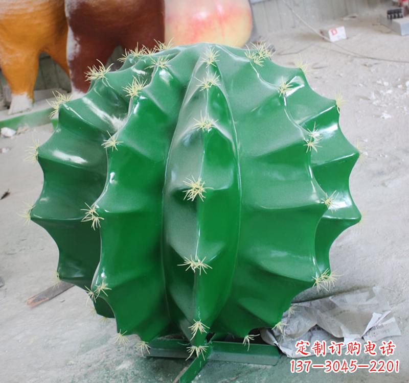 南京不锈钢仙人掌雕塑给公园景观增添灵动之美