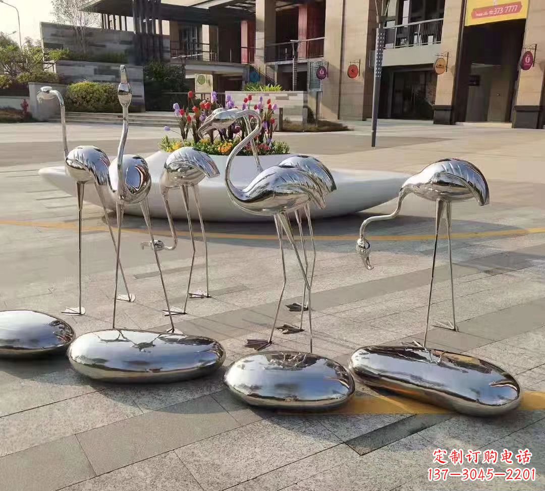 南京鹅卵石雕塑不锈钢公园的美丽礼物