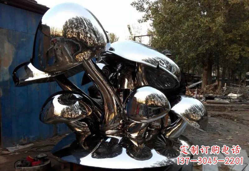 南京不锈钢公园蘑菇雕塑