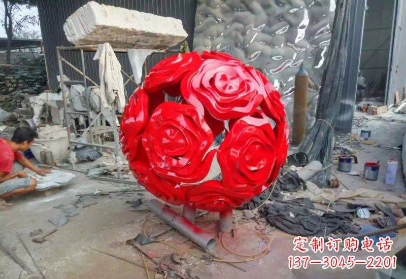南京不锈钢玫瑰雕塑让玫瑰之美永存