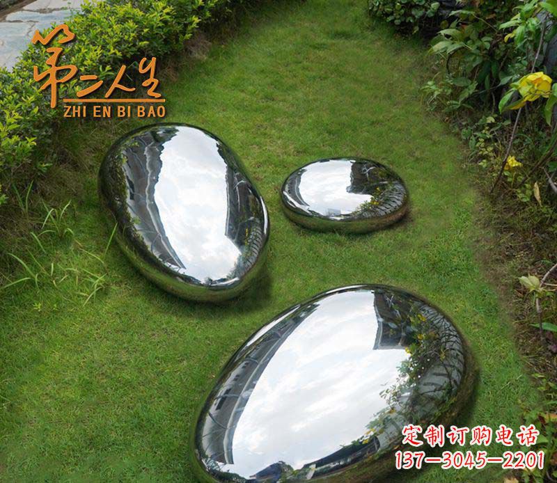 南京不锈钢公园的水滴雕塑构筑流动的美