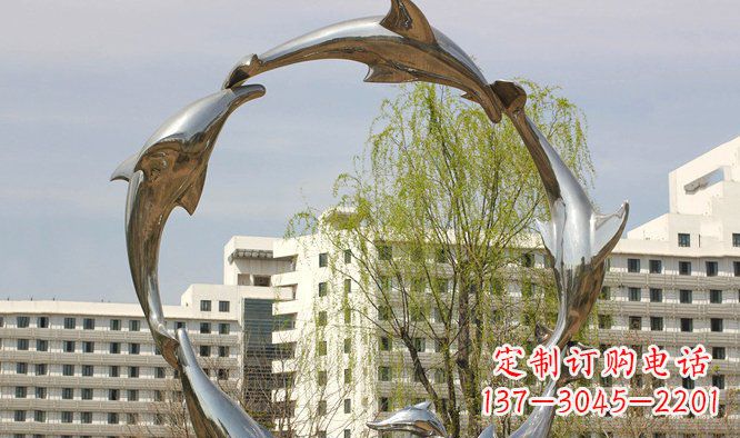 南京海豚雕塑精美景观的象征