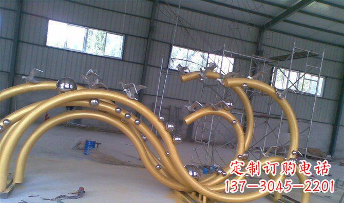 南京海鸥景观以不锈钢雕塑点亮海岸