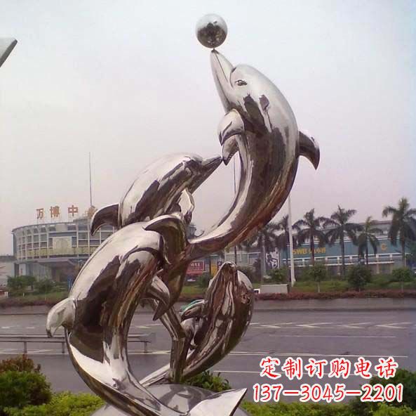 南京不锈钢海豚雕塑艺术之美