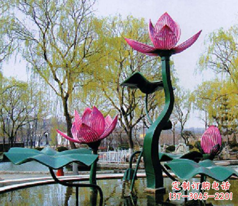 南京不锈钢荷花景观雕塑
