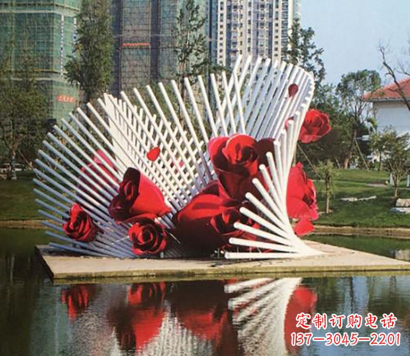 南京不锈钢玫瑰雕塑——美丽的艺术之作