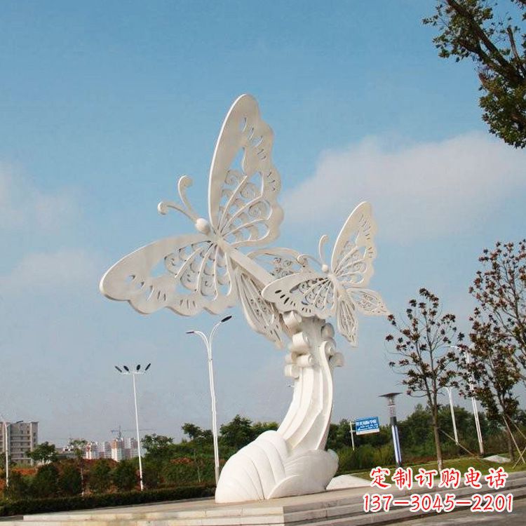 南京不锈钢蝴蝶雕塑——美丽传递自然之美