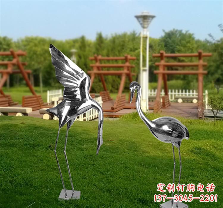 南京不锈钢仙鹤雕塑艺术精美、气质高雅