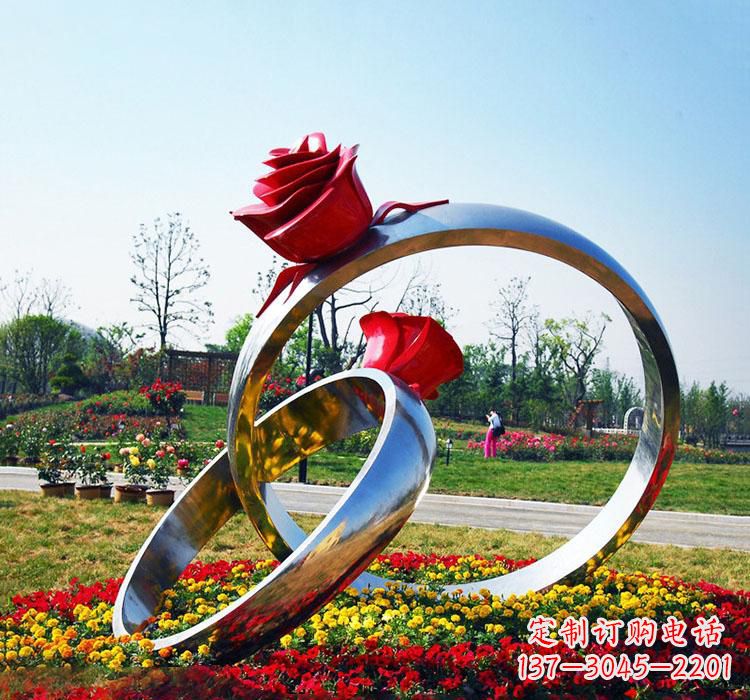 南京精美不锈钢戒指雕塑