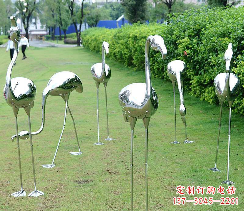 南京不锈钢火烈鸟雕塑美丽的艺术杰作