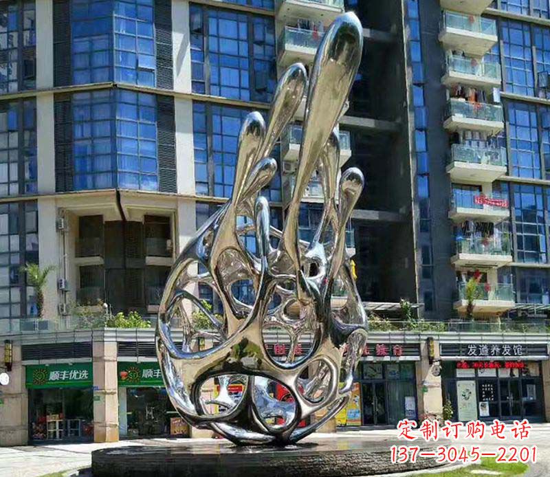 南京不锈钢火龙果雕塑集艺术与自然之美