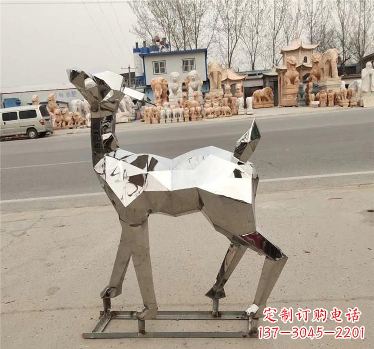 南京不锈钢几何小鹿雕塑
