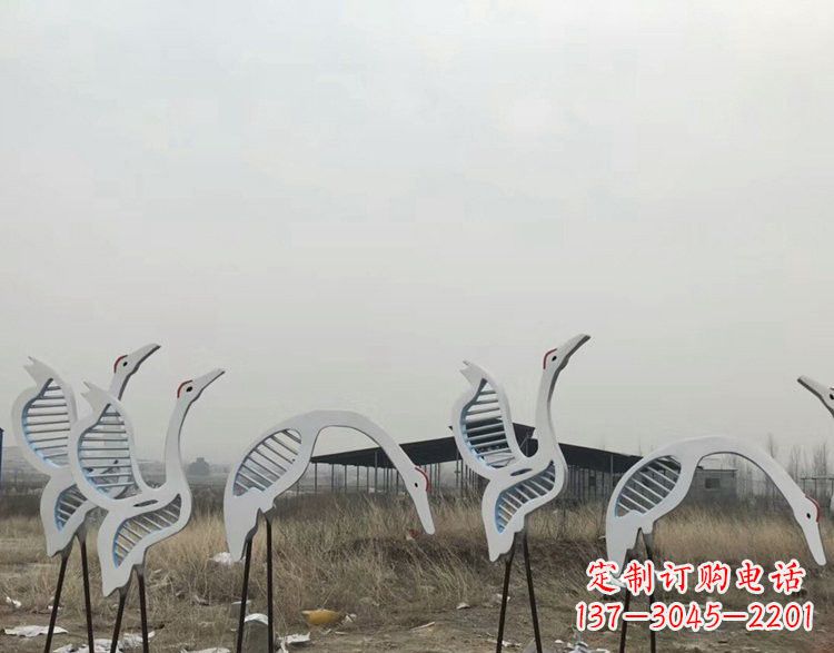 南京精美不锈钢仙鹤雕塑