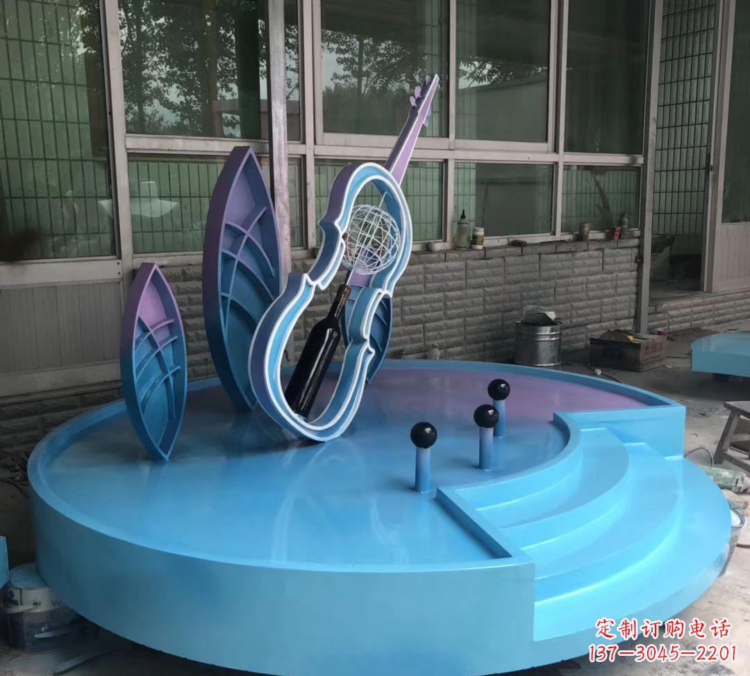 南京不锈钢景观大提琴雕塑 广场摆件