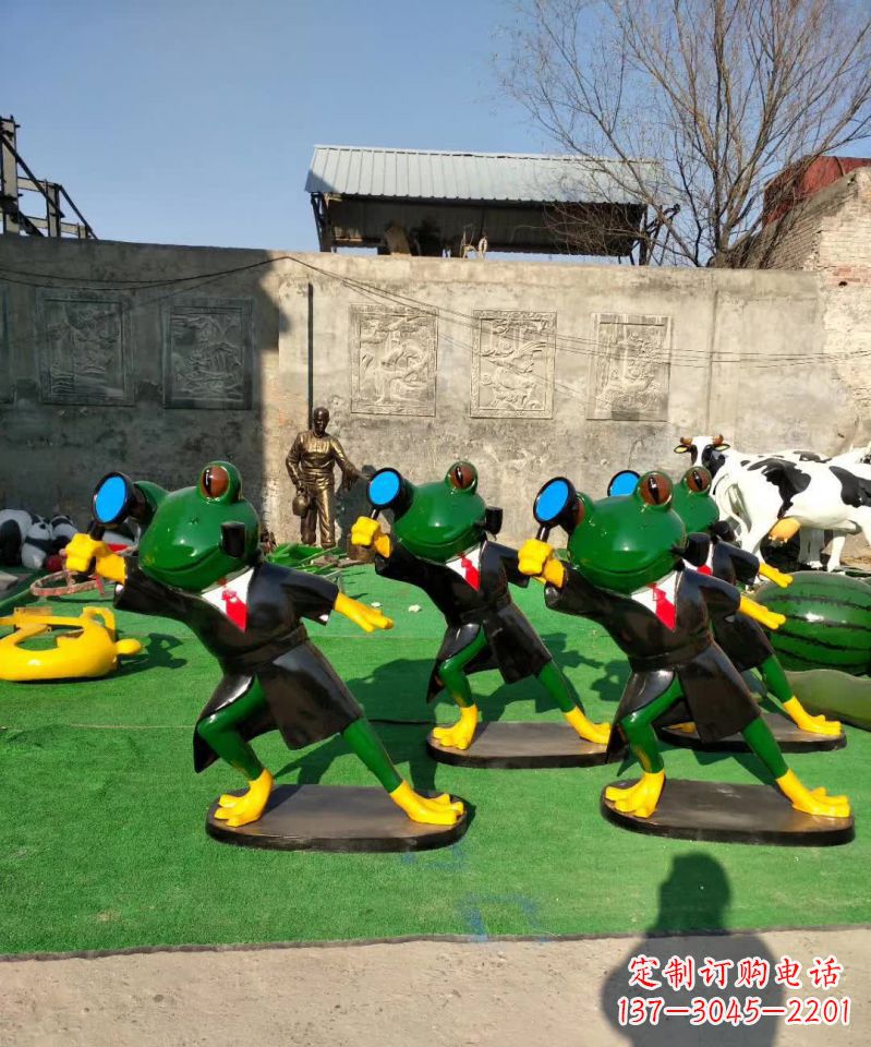 南京不锈钢青蛙雕塑精致可爱的艺术品