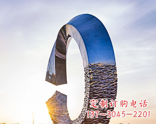 南京不锈钢景观圆环雕塑环绕自然之美