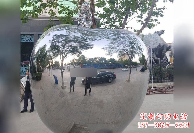 南京不锈钢苹果雕塑精美绝伦