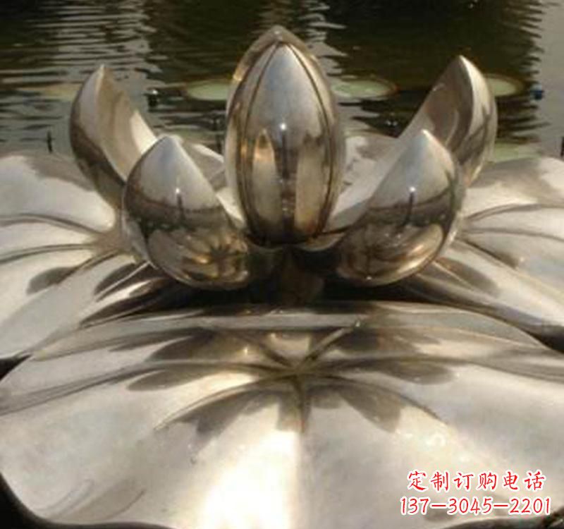 南京不锈钢莲花喷泉雕塑艺术结合新技术