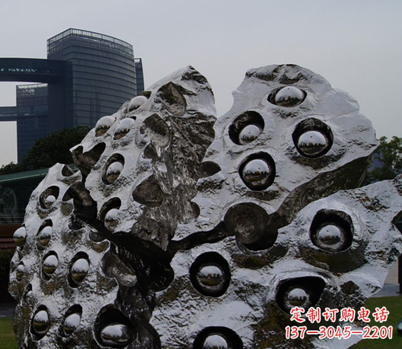 南京不锈钢莲蓬雕塑精美绝伦