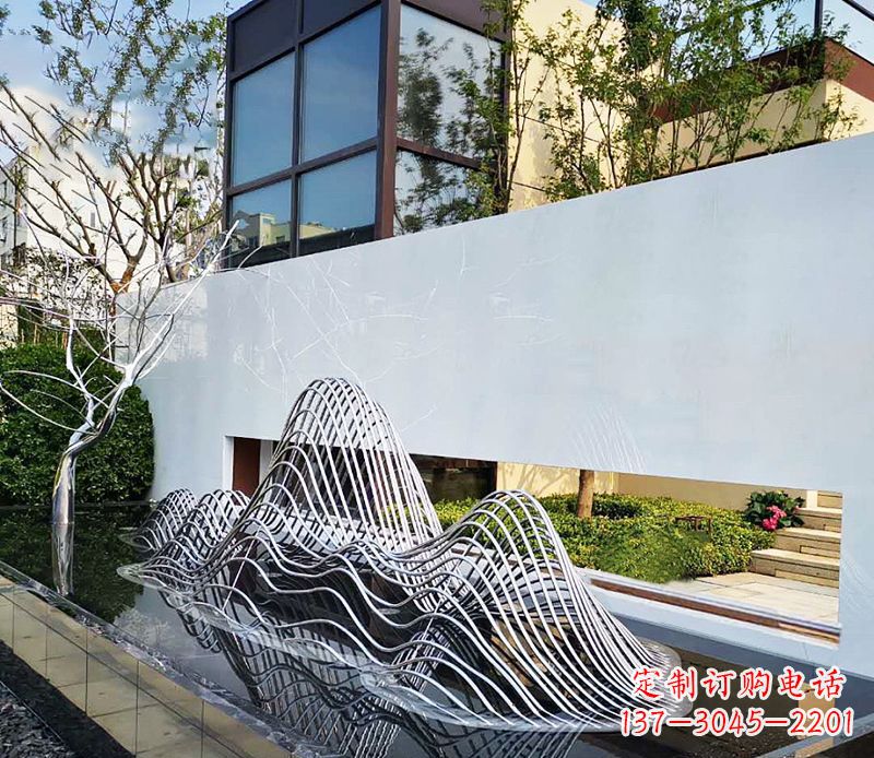 南京不锈钢镂空假山雕塑1