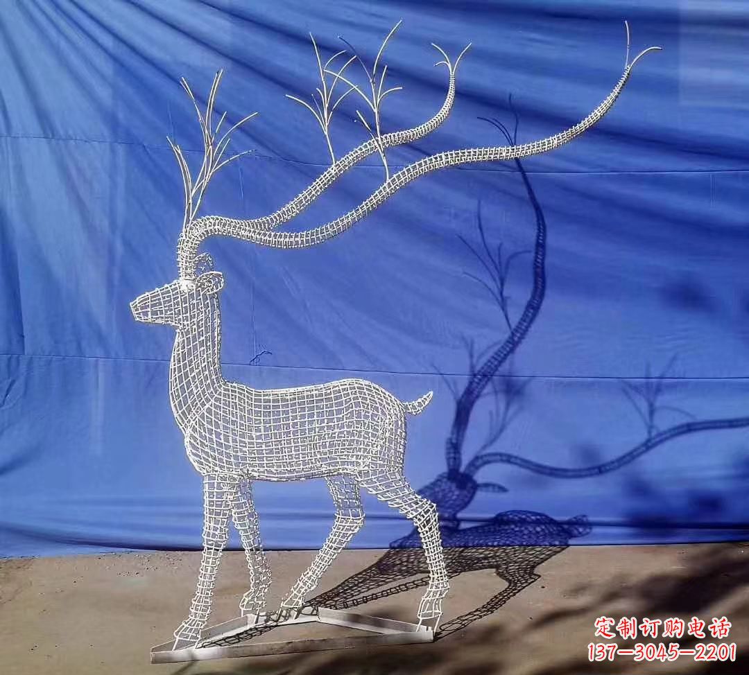 南京不锈钢麋鹿雕塑精美的景观装饰品