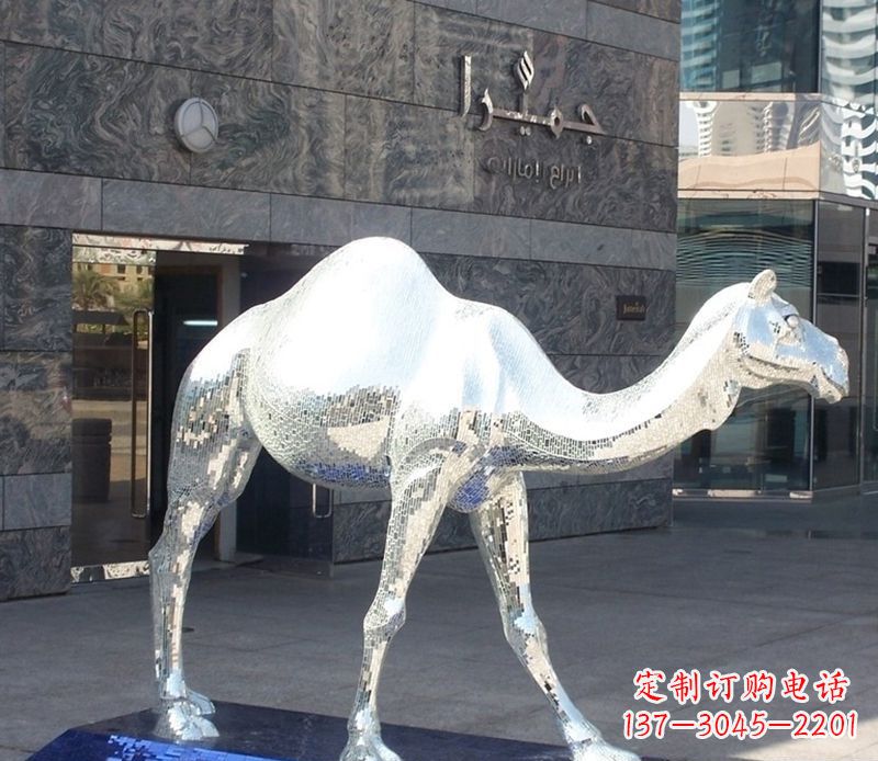 南京不锈钢骆驼雕塑精美外形折射古朴美感