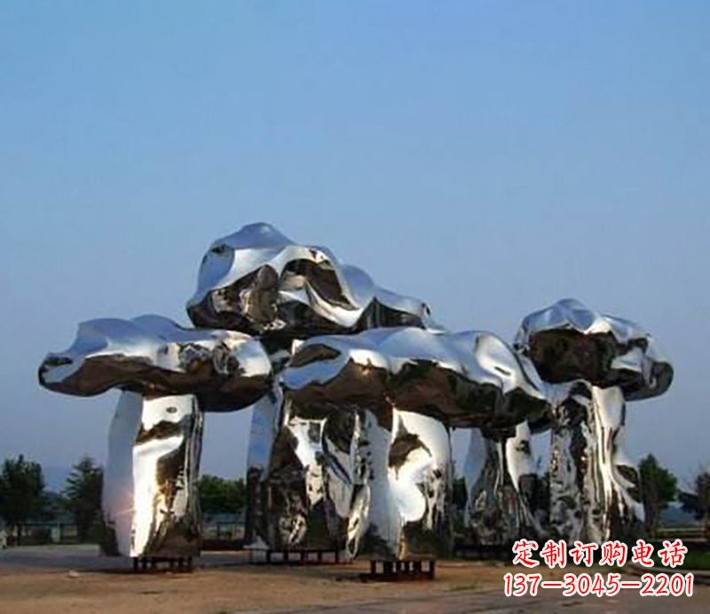 南京不锈钢蘑菇雕塑——一次惊艳的艺术之旅