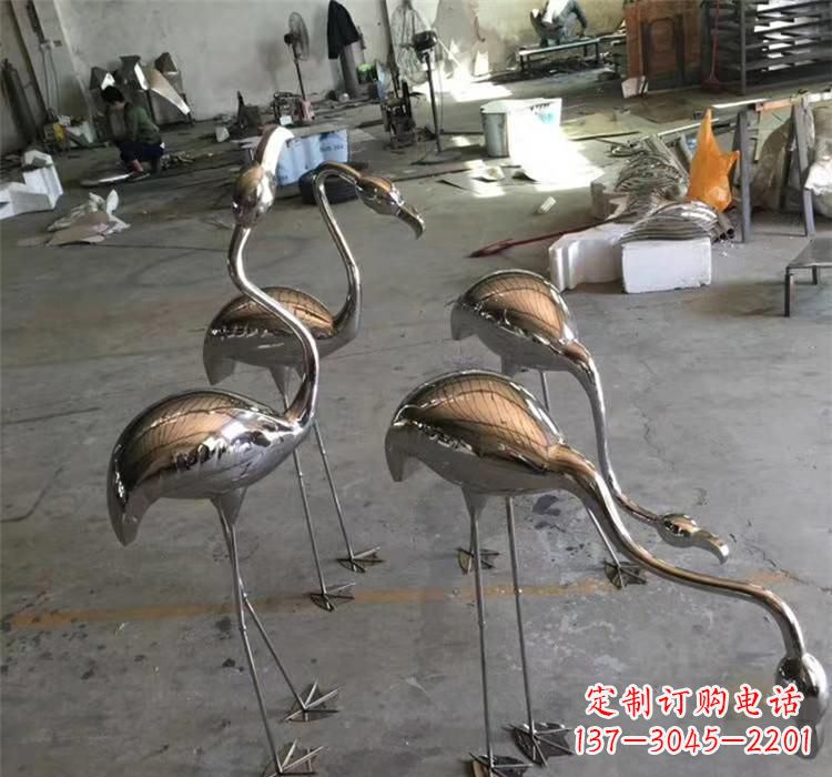南京不锈钢火烈鸟雕塑给家园带来灿烂的光芒