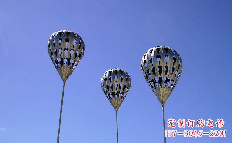 南京不锈钢气球雕塑把美丽带回大自然