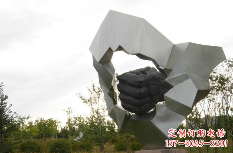 南京不锈钢拳头雕塑雕刻象征勇气和力量