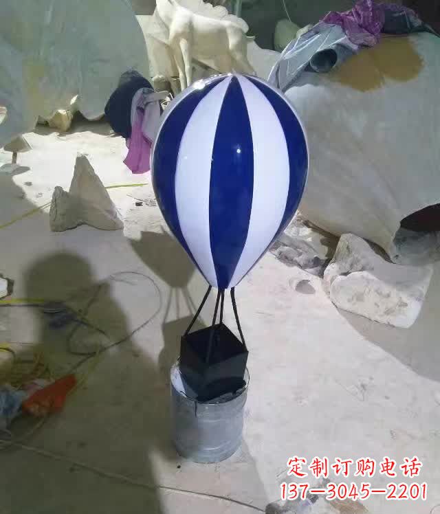 南京气球雕塑精美外形、绚丽色彩