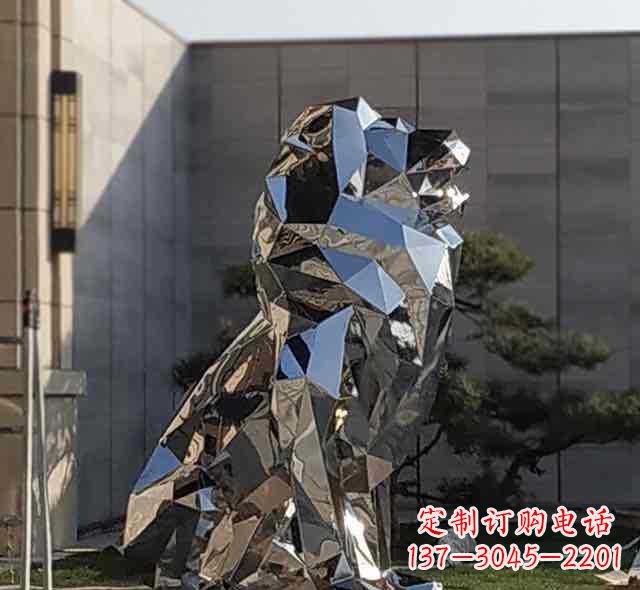 南京不锈钢狮子雕塑象征力量与美丽