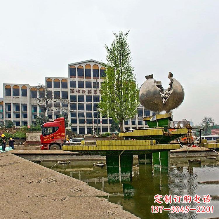南京不锈钢石榴景观雕塑美丽的艺术之旅