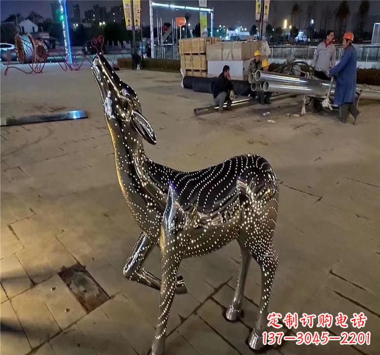 南京时尚优雅的不锈钢小鹿雕塑