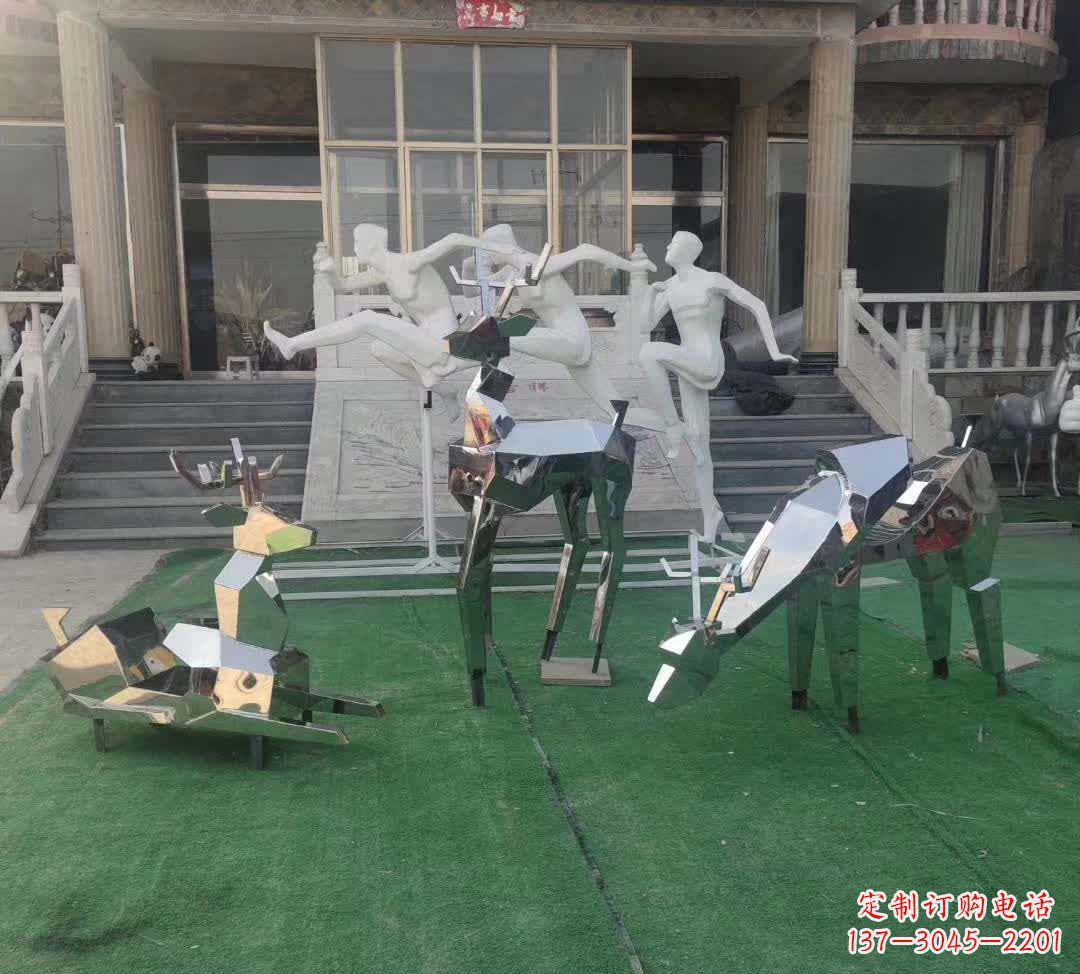 南京精美动物雕塑点缀不锈钢售楼部