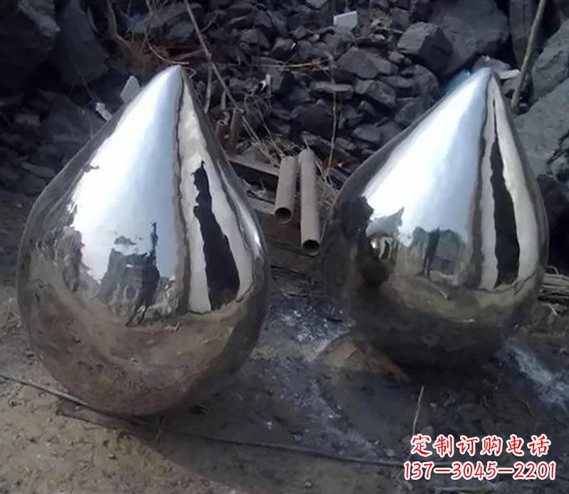 南京不锈钢水滴雕塑美丽绽放