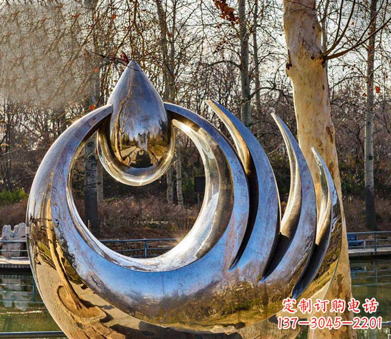 南京不锈钢水滴雕塑给园林带来流动的美