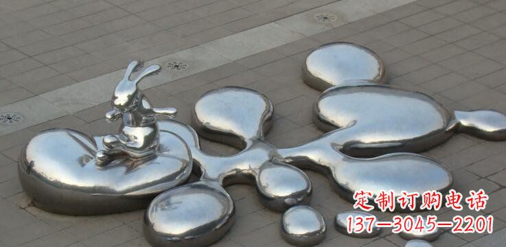 南京不锈钢兔子雕塑景观的美丽添彩