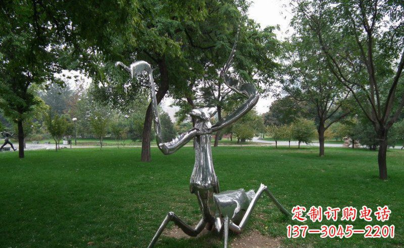 南京不锈钢螳螂古朴雅致的雕塑