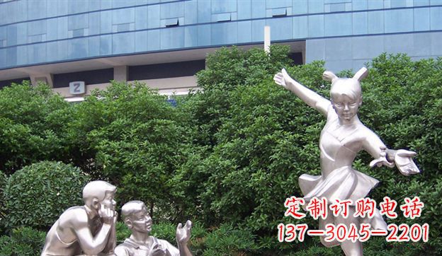 南京不锈钢踢毽子儿童雕塑